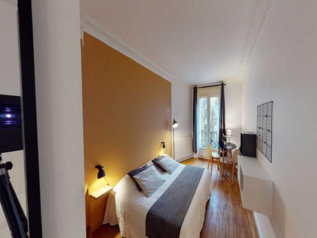 Chambre à Paris Rue de Prague