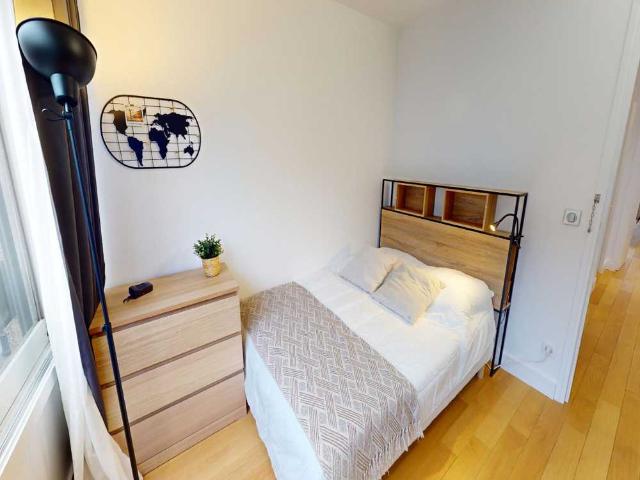 Chambre à Paris Rue De Vouillé, Saint Lambert