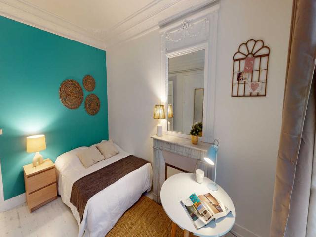 Chambre à Paris Rue Euryale Dehaynin, Vilette