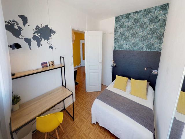 Chambre à Paris Rue Fernand Pelloutier