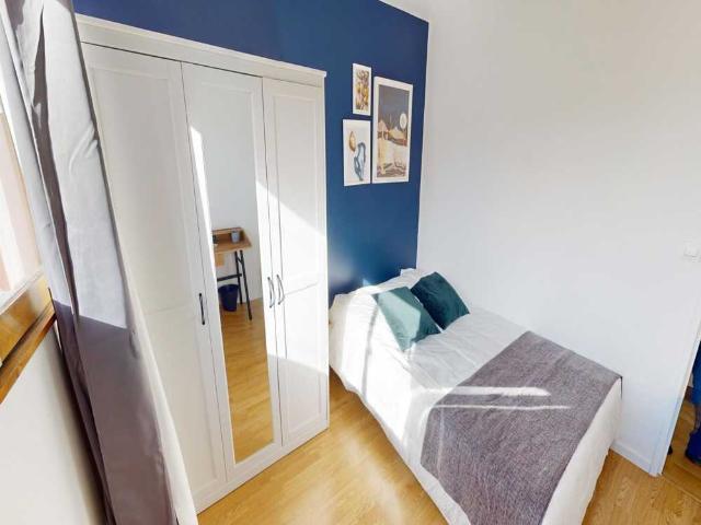 Chambre à Paris Rue Riquet
