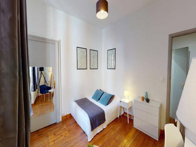 Chambre à Toulouse Rue Peyras