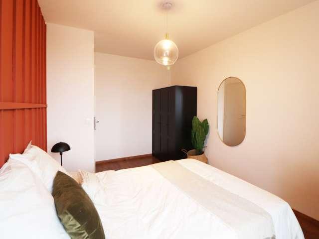Chambre chic de 12 m² à louer en coliving à Lille LIL05