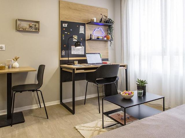 Chambre coloc' avec salle d'eau de 18m²