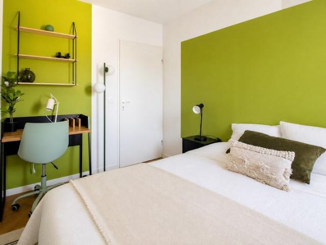 Chambre cosy de 10m² à louer à Saint Denis