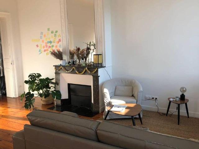 Chambre dans coloc duplex T4 au cœur de Bordeaux