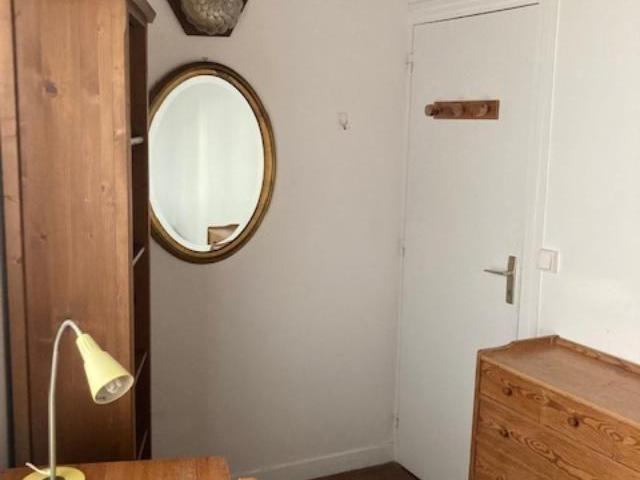 Chambre dans coloc féminine appartement tranquille