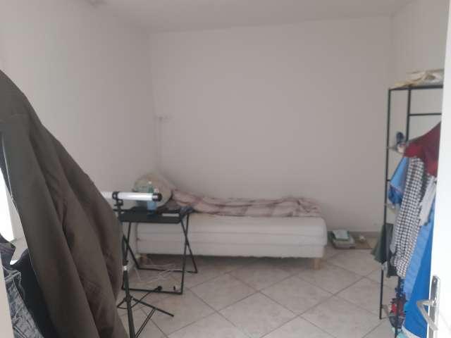 Chambre dans colocation à Épinay sur Seine