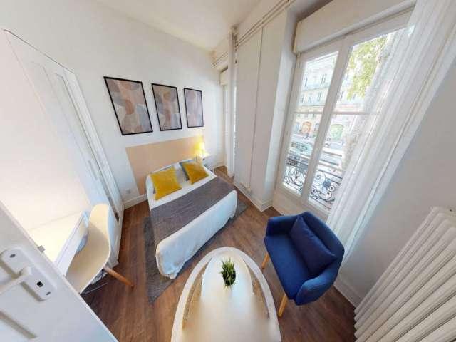 Chambre dans un appartement partagé de 9 chambres, Toulouse