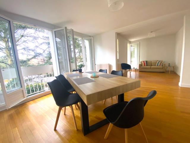 Chambre dans colocation lumineuse au coeur d’Ecull