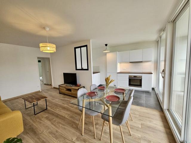 Chambre dans appartement T4 meublé à neuf