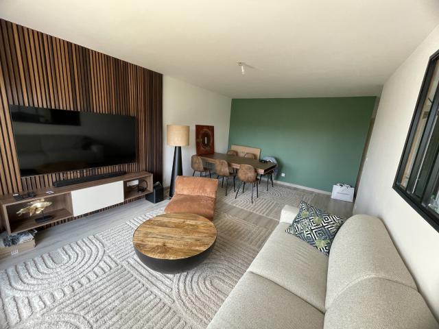 Chambre dans bel appartement T3 rénové et meublé, en COLOCATION