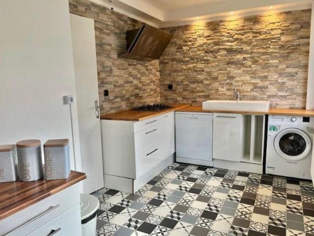 Chambre dans grand appartement lumineux Reims