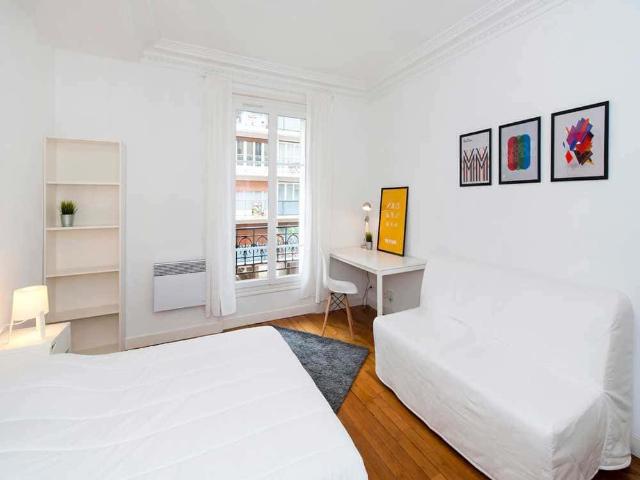 Chambre dans le rue Oscar Roty
