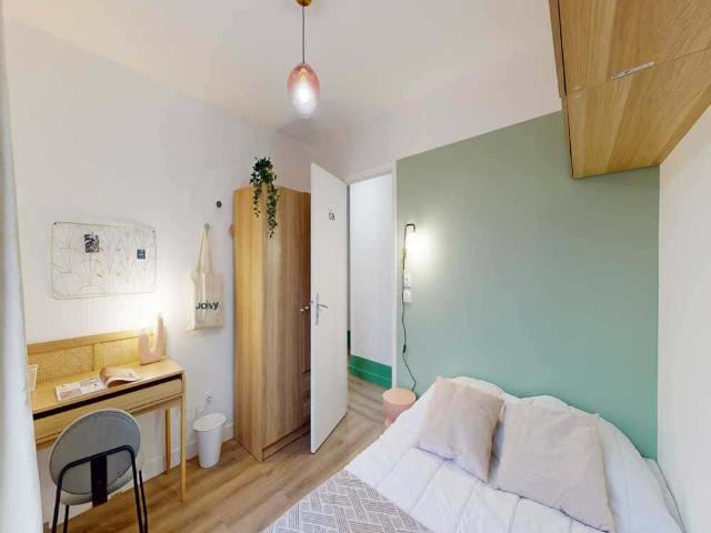 Chambre dans le Rue du Buisson Saint Louis
