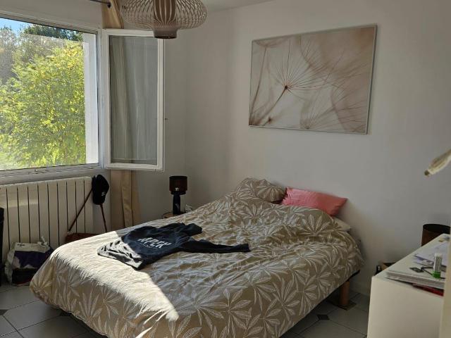 Chambre dans maison de 120m2, 20min de La Rochelle