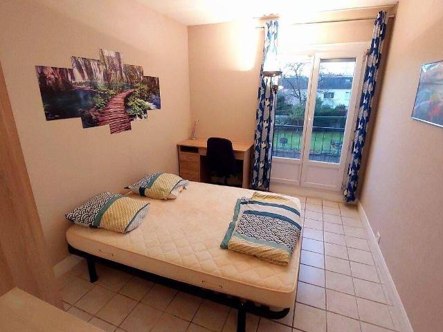 Chambre dans T3 55m² meublé Massy proche gare RER