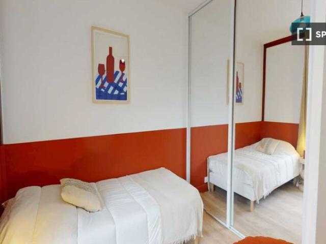 Chambre dans un appartement de 3 chambres, Vaugirard Parc des Expositions