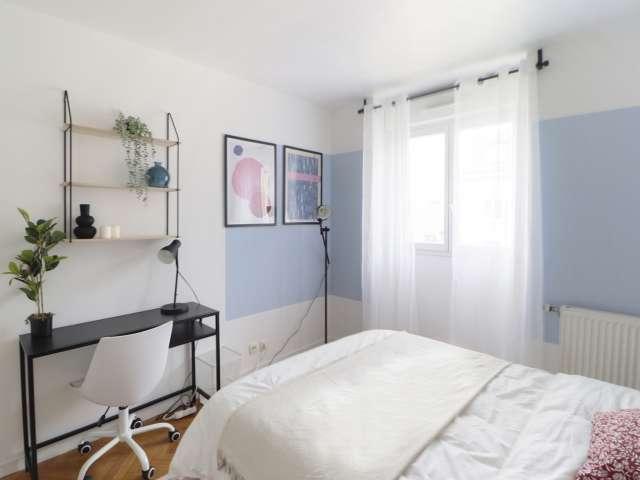 Chambre dans un appartement de 3 chambres, La Plaine, Paris