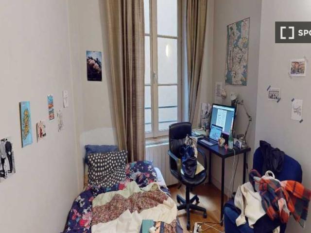 Chambre dans un appartement partagé de 4 chambres à Bellecour Cordeliers