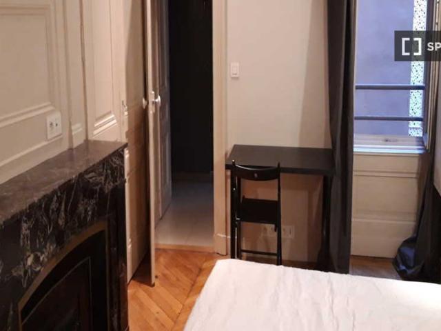 Chambre dans un appartement partagé de 4 chambres à Bellecour Cordeliers