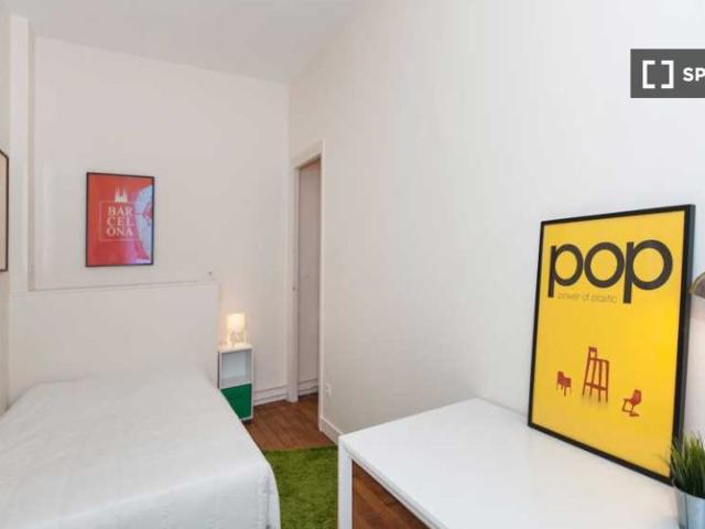 Chambre dans un appartement partagé de 4 chambres à Saint Merri, Paris