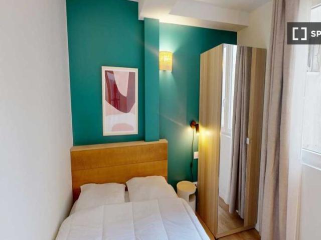 Chambre dans un appartement partagé de 5 chambres à Bassin de la Villette