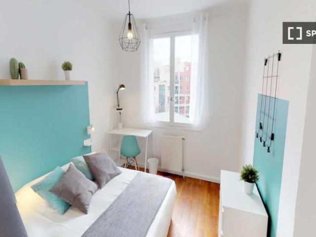 Chambre dans un appartement partagé de 5 chambres à Guillotière, Lyon