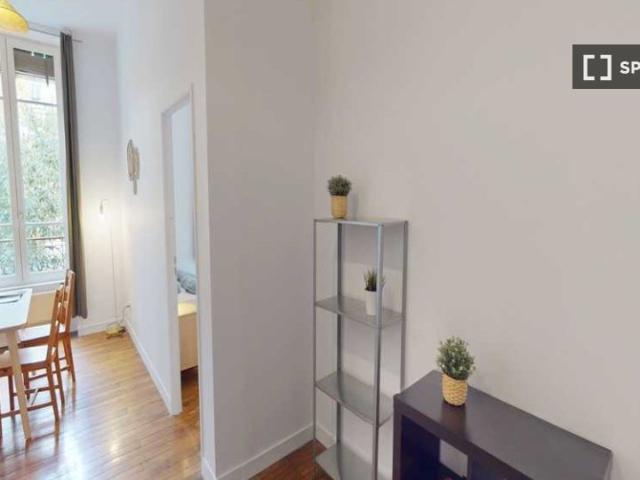 Chambre dans un appartement partagé de 5 chambres, Perrache Confluence