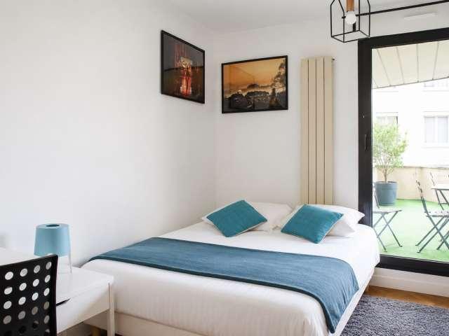 Chambre dans un appartement partagé de 6 chambres à louer, Paris