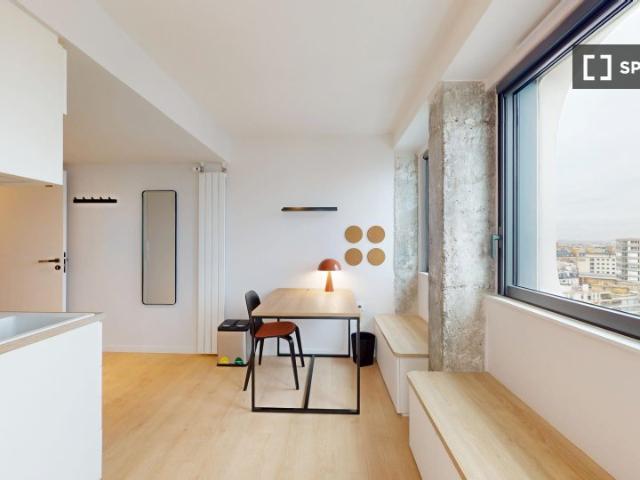 Chambre dans un appartement partagé de 12 chambres, Cambronne Garibaldi