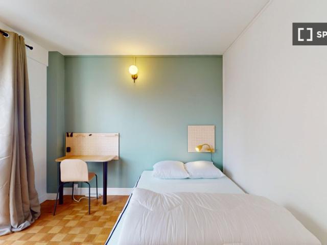 Chambre dans un appartement partagé de 14 chambres, Buttes aux Cailles, Paris