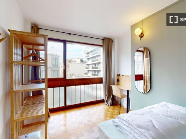 Chambre dans un appartement partagé de 14 chambres, Buttes aux Cailles, Paris