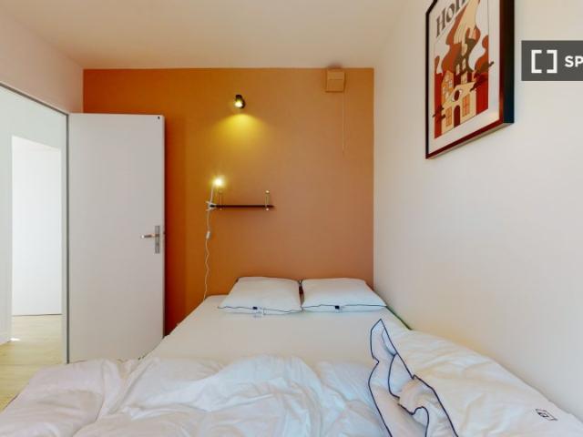 Chambre dans un appartement partagé de 18 chambres à Villejuif