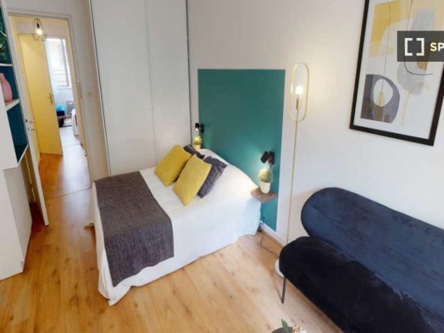 Chambre dans un appartement partagé de 3 chambres, Lyon