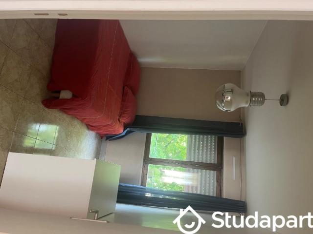 Chambre dans une colocation de 10m2