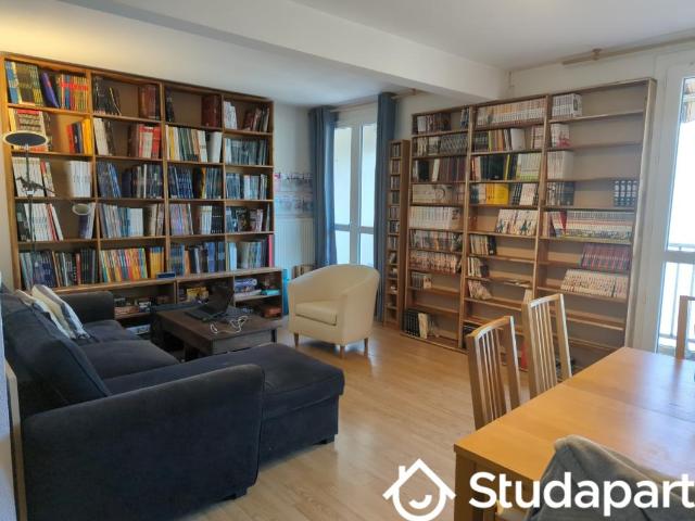 Chambre dans une colocation de 10m2