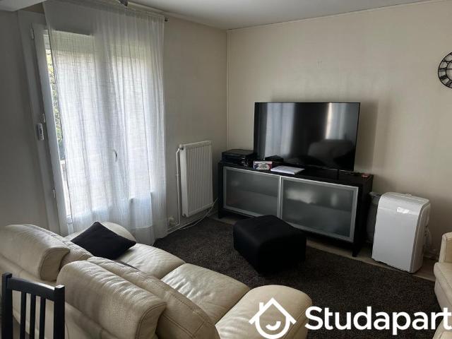 Chambre dans une colocation de 10m2