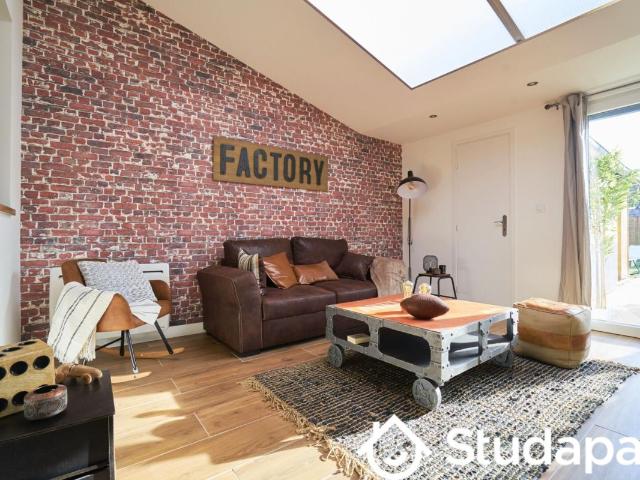 Chambre dans une colocation de 10m2