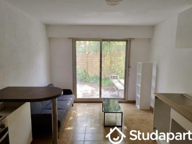 Chambre dans une colocation de 10m2