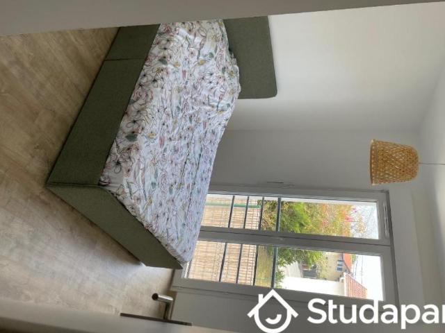 Chambre dans une colocation de 10m2