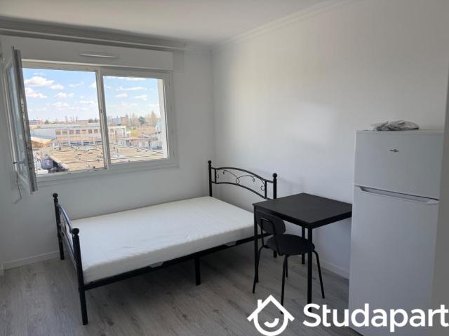 Chambre dans une colocation de 10m2