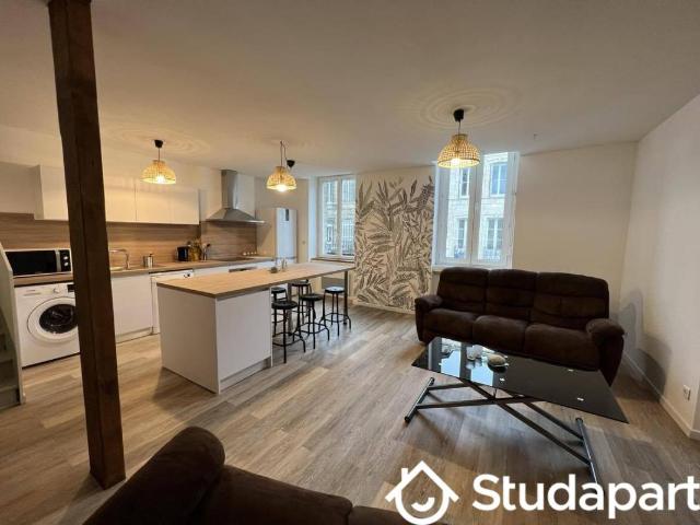 Chambre dans une colocation de 10m2