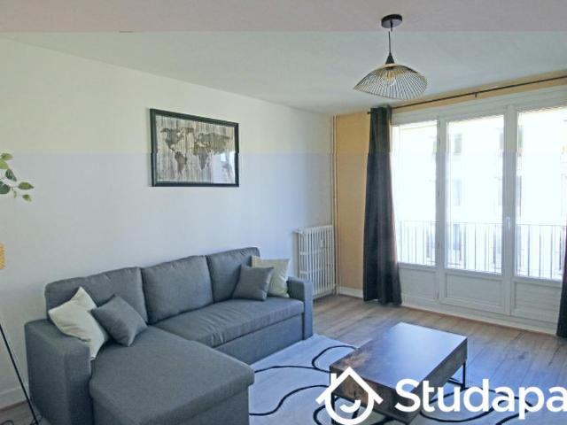 Chambre dans une colocation de 10m2
