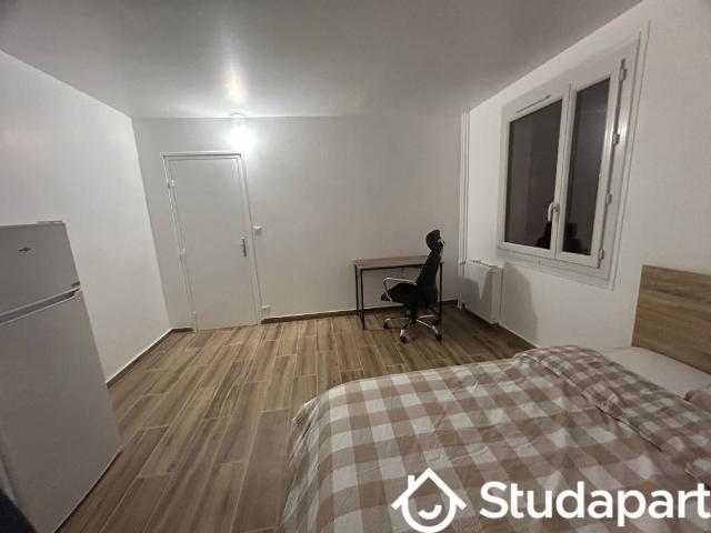 Chambre dans une colocation de 10m2