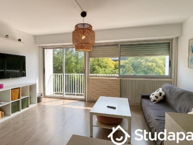 Chambre dans une colocation de 10m2