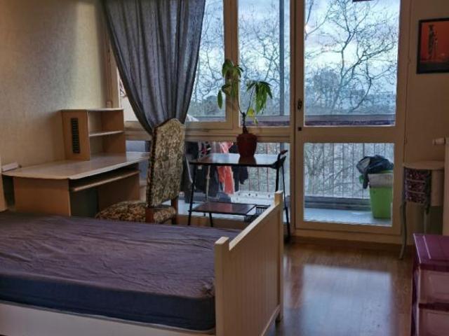 Chambre dans une colocation de 10m2