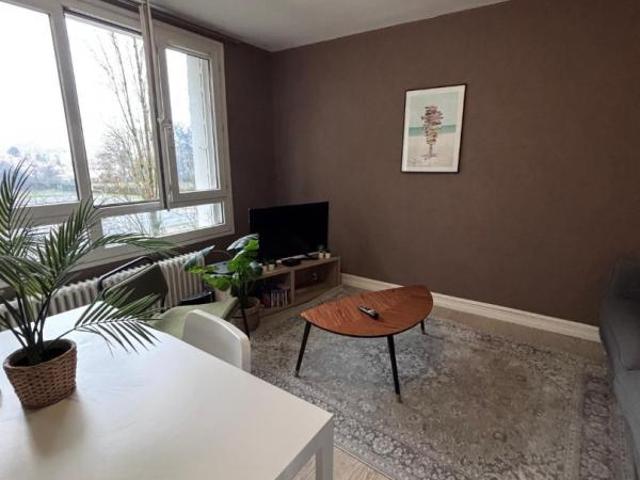 Chambre dans une colocation de 10m2