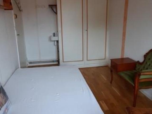 Chambre dans une colocation de 10m2