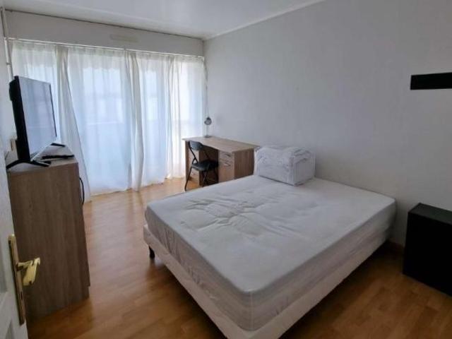Chambre dans une colocation de 10m2